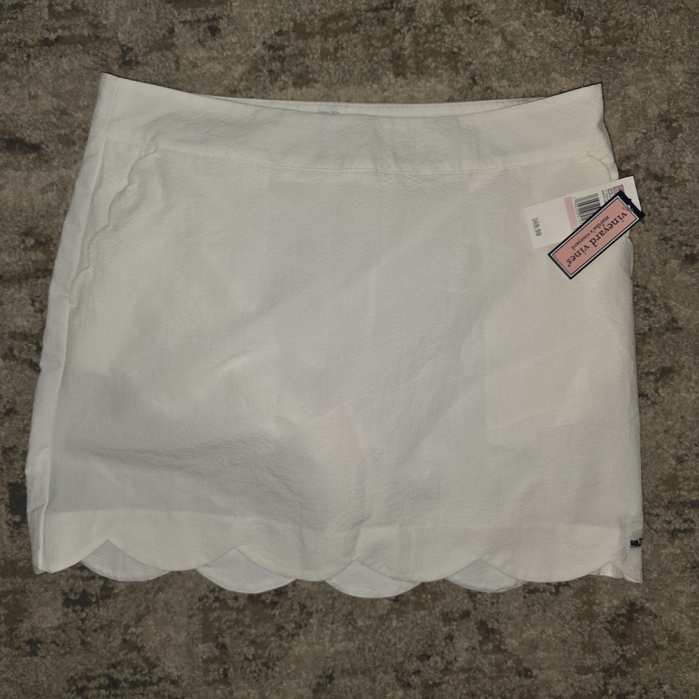 Vineyard Vines Cream Scalloped Mini Skirt